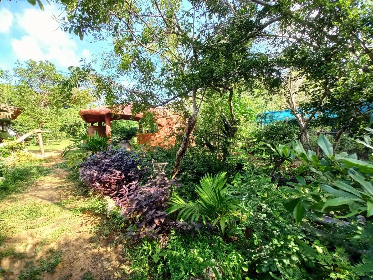 Watamu Beach Cottages B&B Екстериор снимка