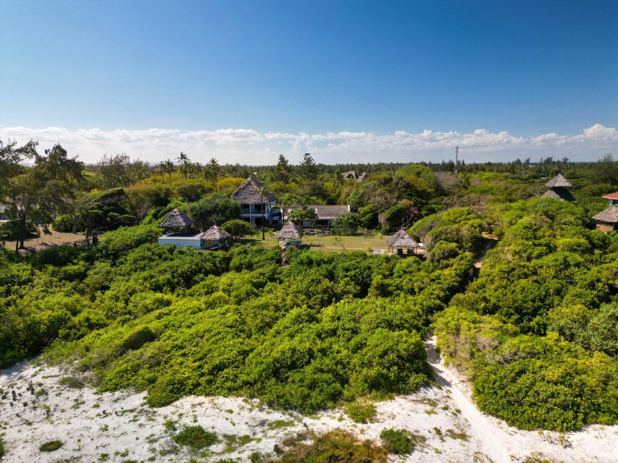 Watamu Beach Cottages B&B Екстериор снимка